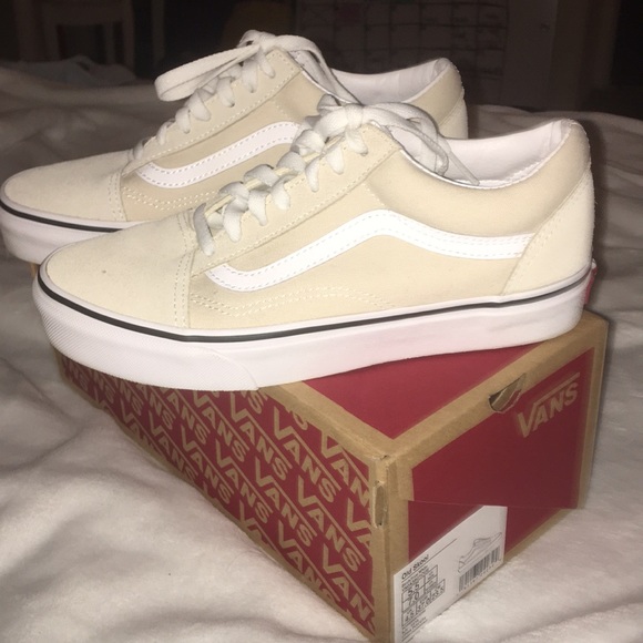 Shoes - Vans